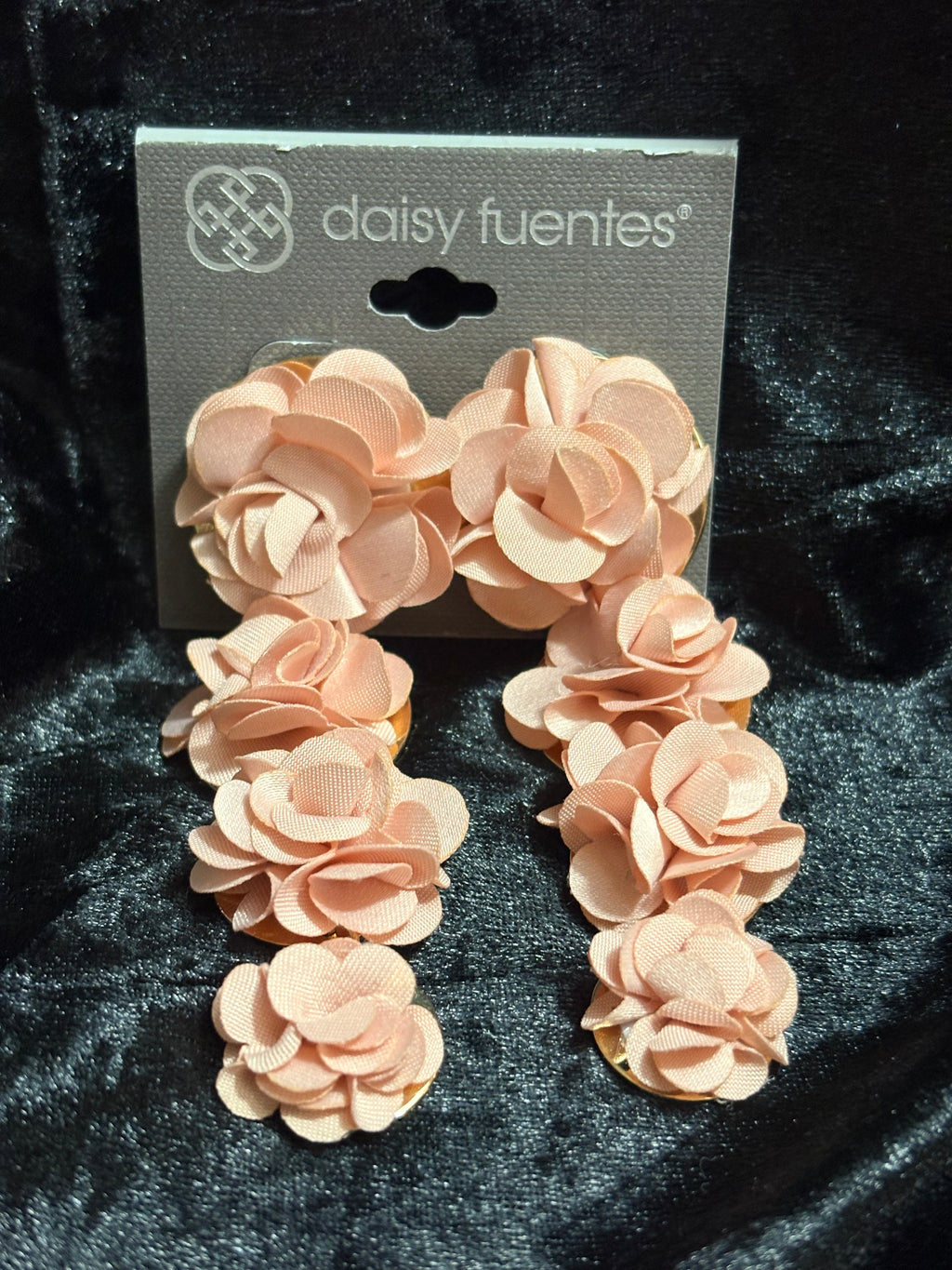 Daisy Fuentes Blush Pink Floral Statement Drop Earrings – New