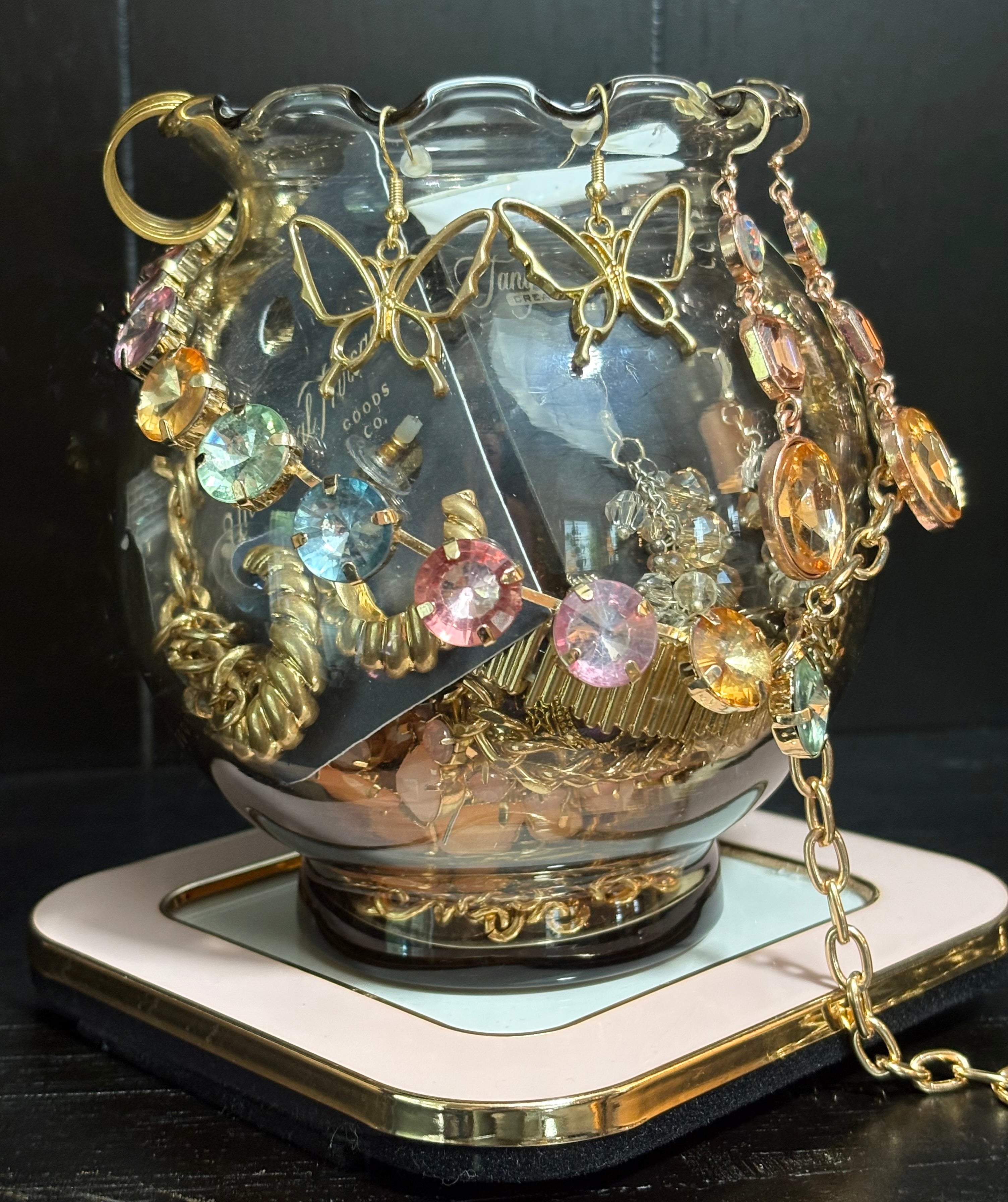 Treasure Jar 008