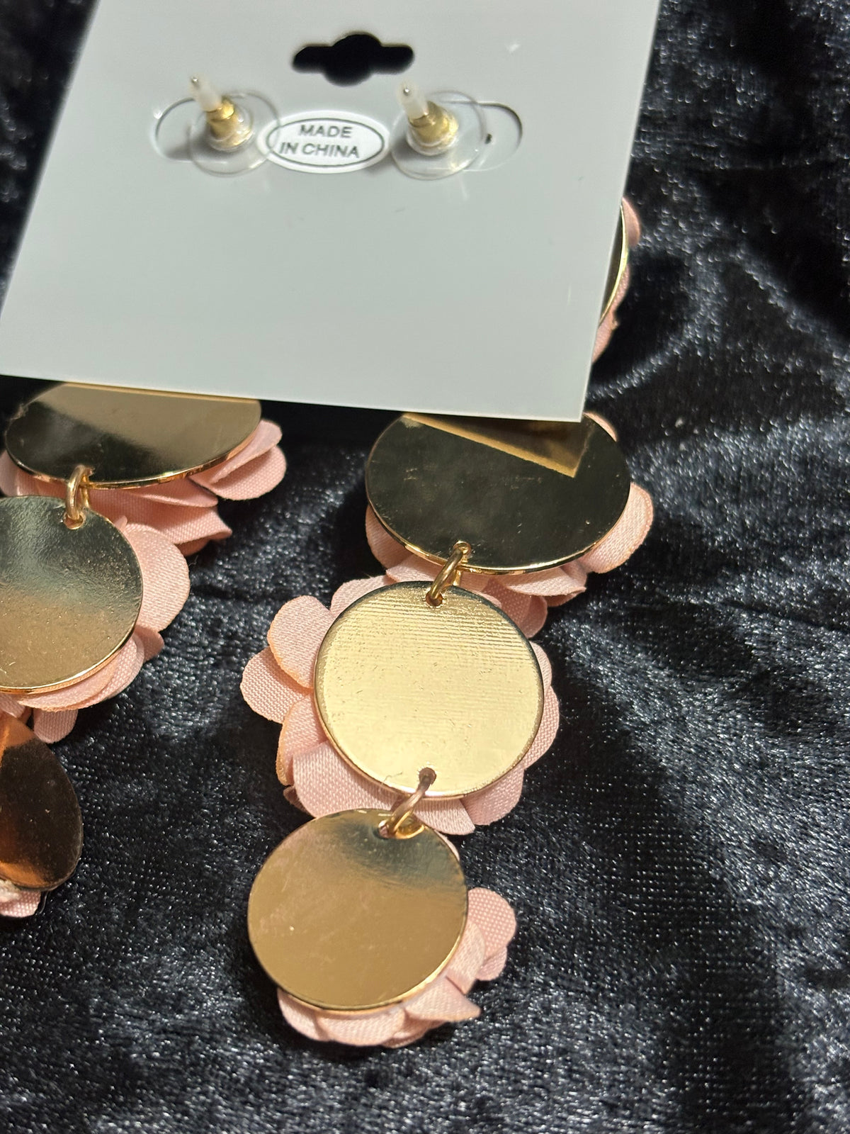 Daisy Fuentes Blush Pink Floral Statement Drop Earrings – New
