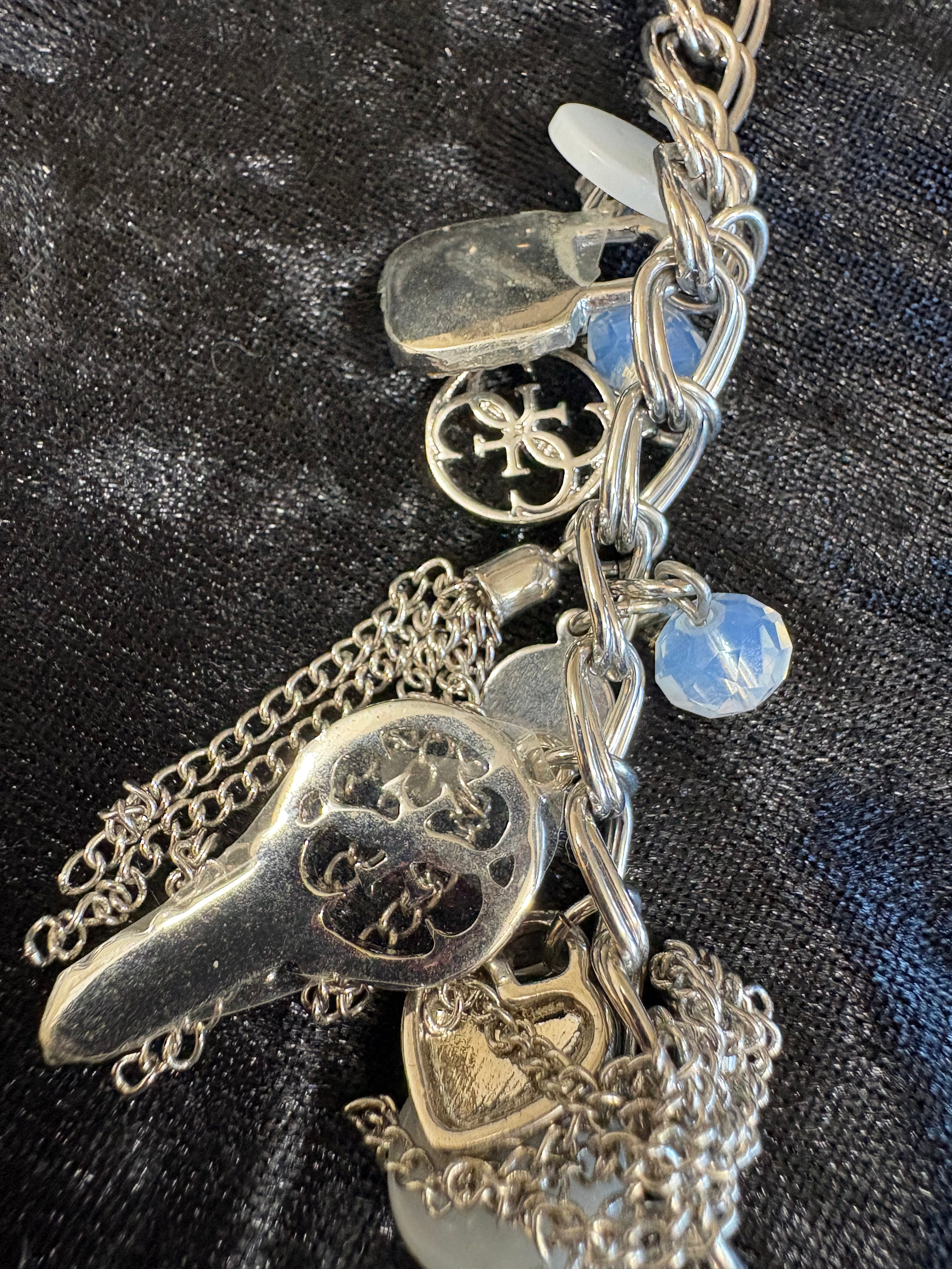 GUESS Silver-Tone Key & Charm Statement Necklace – New with Tags