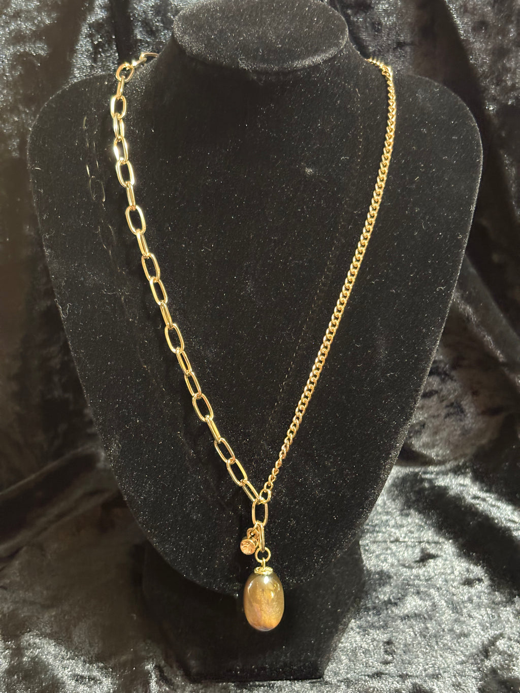 Gold-Tone Mixed Chain Pendant Necklace – 16” + 3” Extender