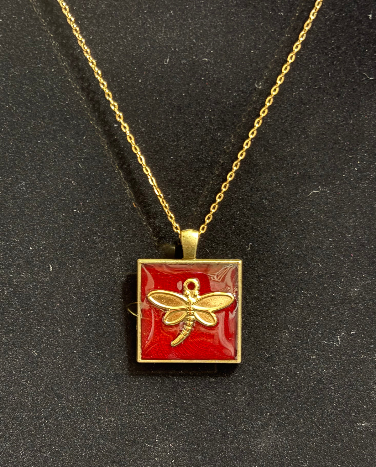 ❤️ Handmade Deep Red & Gold-Tone Dragonfly Charm Necklace ❤️