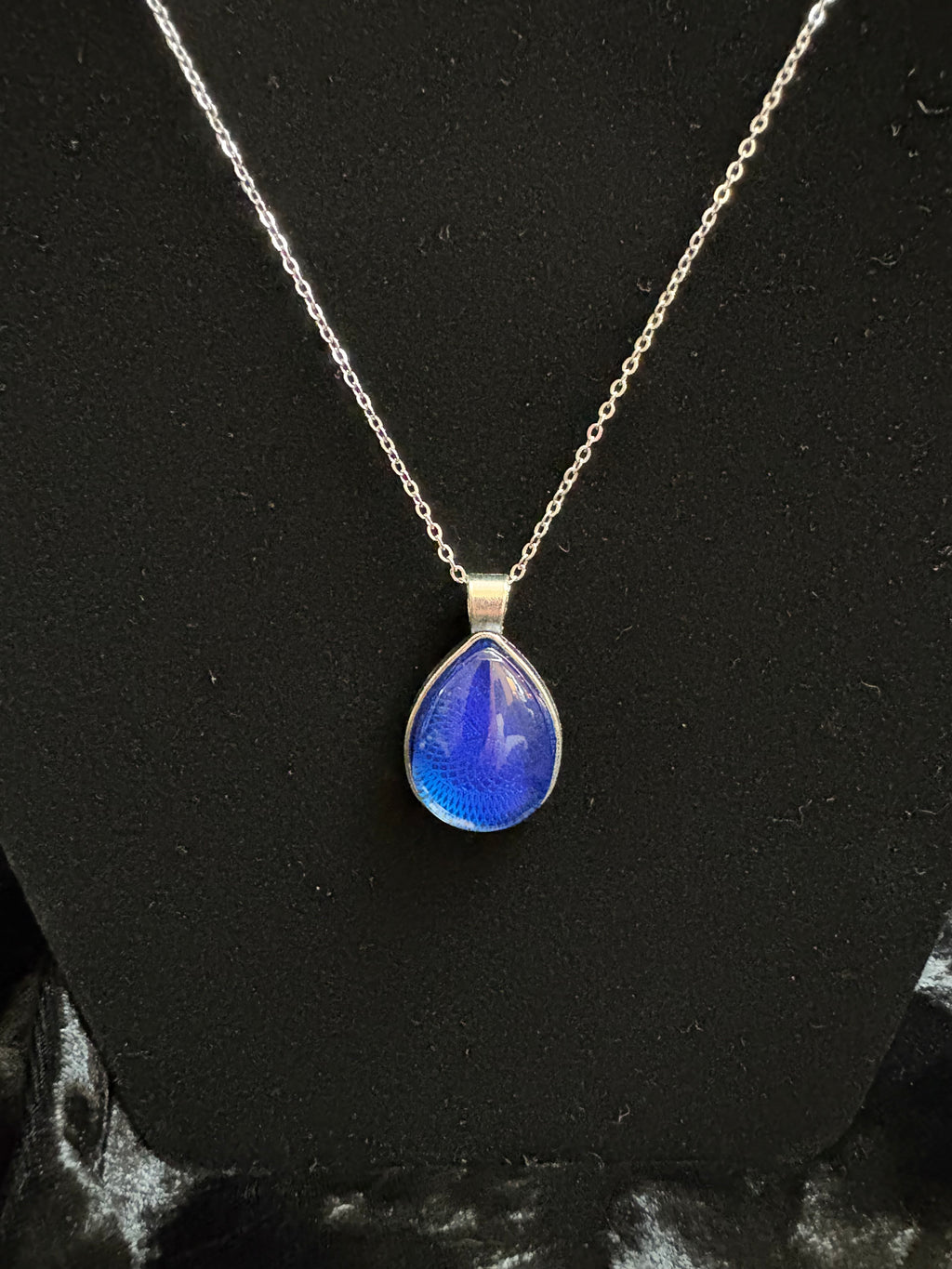 Handmade Cobalt Blue Teardrop Pendant Necklace – Silver-Tone